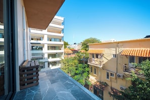 Appartement Deluxe, balcon | Intérieur
