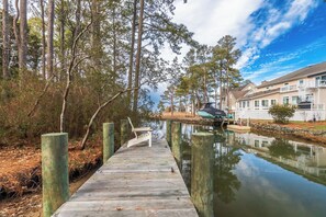 Property grounds - 5 BR Waterfront Retreat with Dock and Game Room (Ocean Pines)