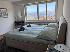 Schreibtisch, Bügeleisen/Bügelbrett, WLAN, Bettwäsche