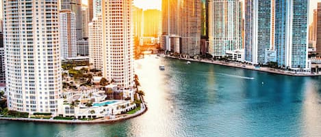 إطلالة على المدينة