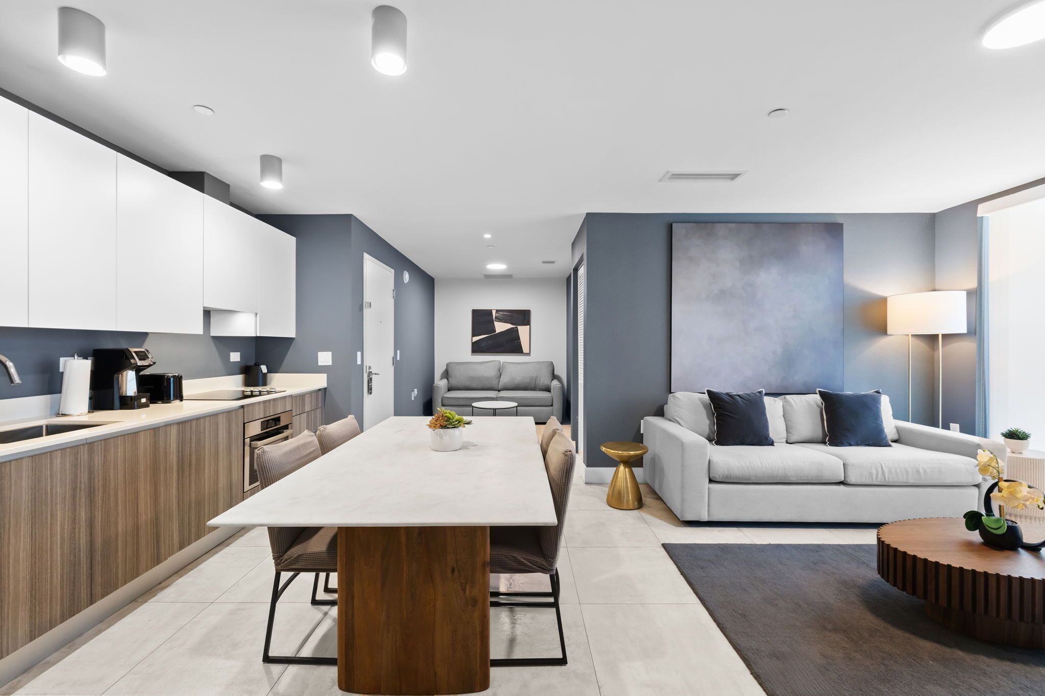 Apartment, 2 Bedrooms | Living area