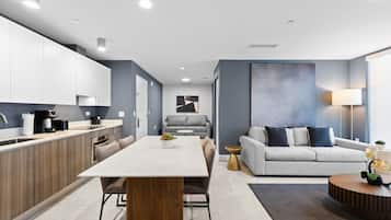 Apartment, 2 Bedrooms | Living area