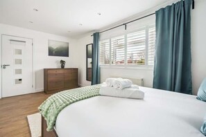 3 Schlafzimmer, Bügeleisen/Bügelbrett, Reisekinderbett, WLAN