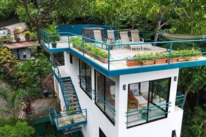 Property grounds - Serenity of Nature - Tiny Home in Manuel Antonio (Quepos)