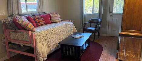 1 غرفة نوم وواي فاي وملاءات أسرّة