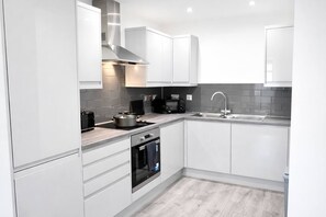 Apartment, 1 Bedroom | Interior - Work-friendly 1-bed Leicester (Leicester)