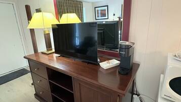 Single Room | Interior