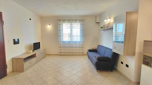 Living area - Anima Sarda - One Bedroom House, Sleeps 3 (Olmedo)