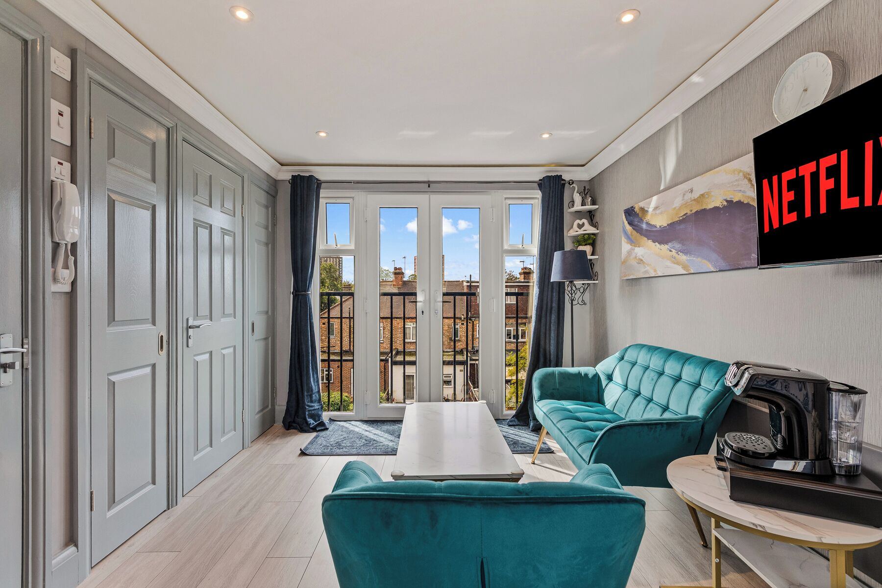 Studio, 1 Double Bed, Private Bathroom | Interior