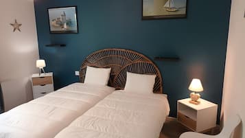 3 bedrooms, iron/ironing board, WiFi