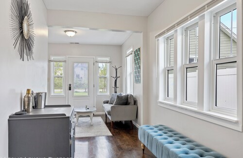 Super  Sleek  large Tiny house by Westmont Metra large enclosed yard and parking