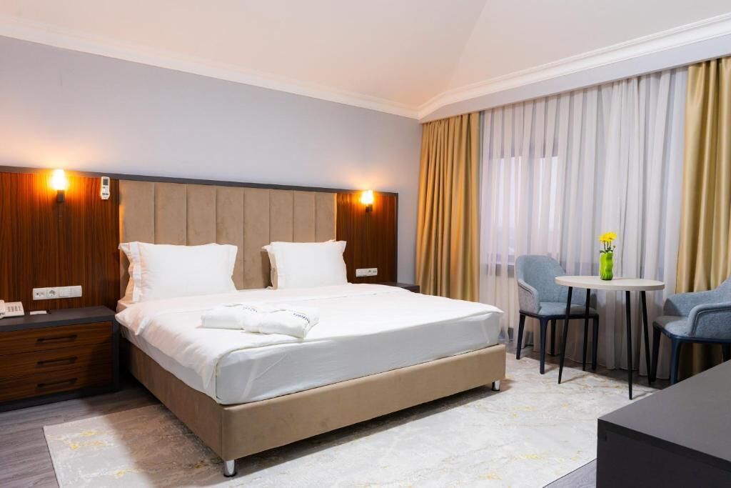 Suíte superluxo, vista para o pátio | Roupas de cama antialérgicas, frigobar, cofres nos quartos