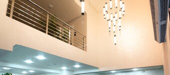 塔什干 Rauza 飯店  