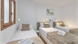 1 bedroom, WiFi (free), bed sheets - TeXeda Room Suites 6 - Rest in the heart of Tejeda (Tejeda)