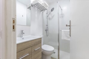 Bathroom - TeXeda Room Suites 6 - Rest in the heart of Tejeda (Tejeda)