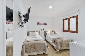 Room - TeXeda Room Suites 7 - Rest in the heart of Tejeda (Tejeda)