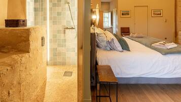 2 soverom, strykejern/-brett, wi-fi og sengetøy