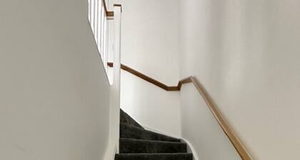 Stylish 2 Bedroom House - Village Location