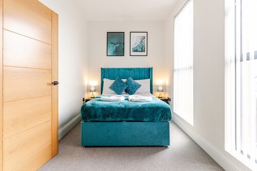 Luxurious 4 Bed House - Jewellery Quarter