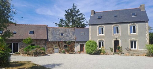 Maison de campagne, au calme, proche de la mer et du GR34.