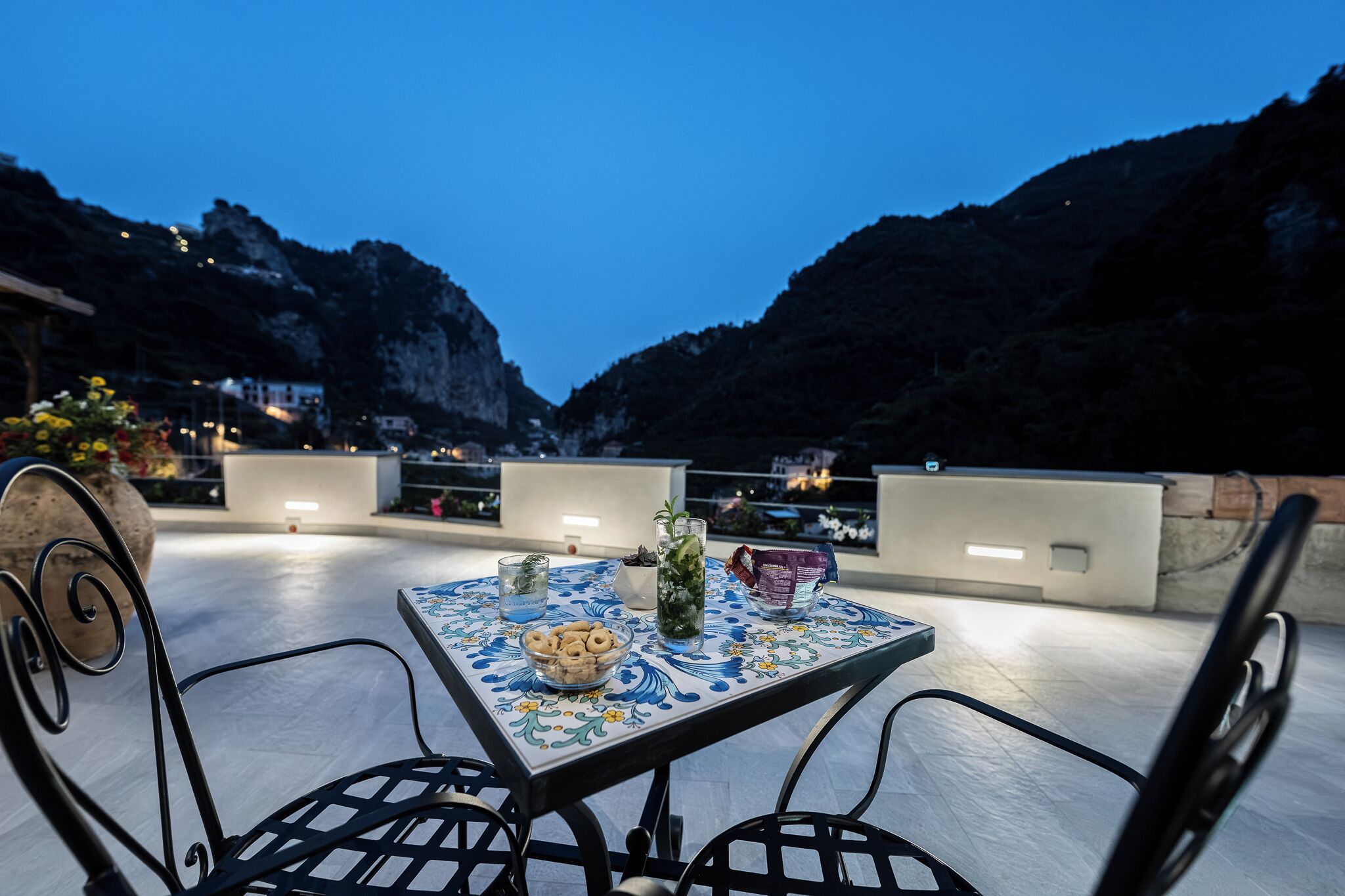Basic Double Room, Valley View | Outdoor dining