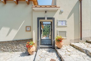 การตกแต่งภายนอก