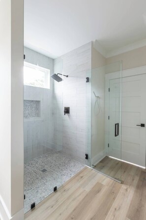 Shower - Family-Friendly Home w/ Pool & Arcade Near Beach (North Myrtle Beach)