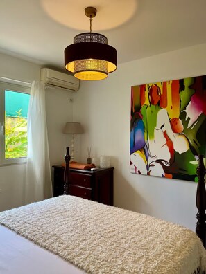 مكواة/لوح كي وواي فاي وملاءات أسرّة