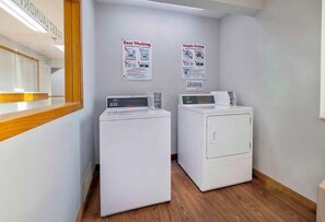 Interior - Cozy 1 King bedroom hotel in beautiful Stuart (Stuart)