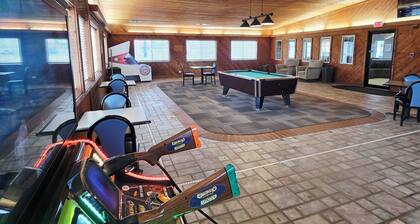 Cozy 1 King bedroom hotel in beautiful Stuart