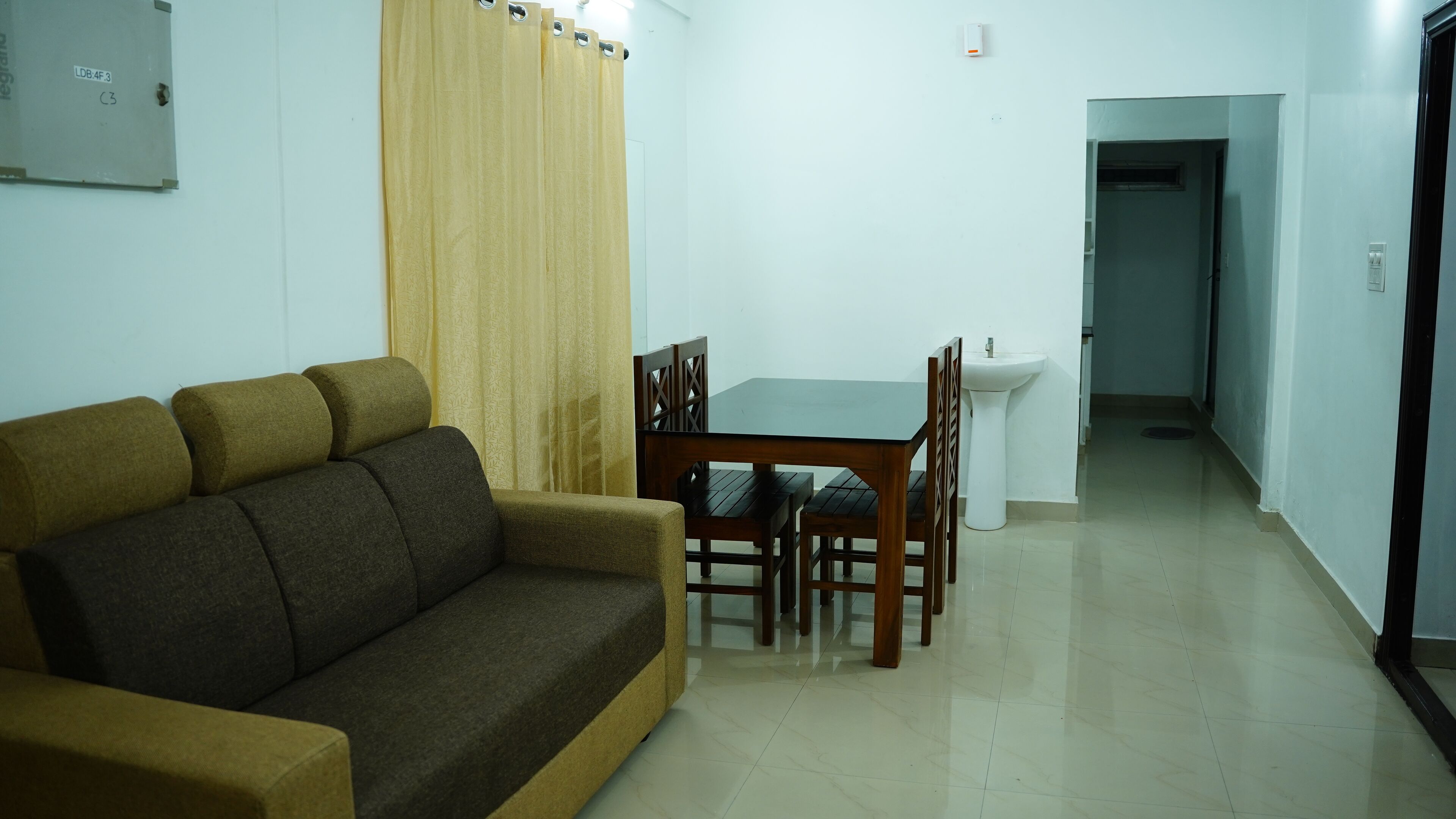 Apartamento familiar, vistas a la ciudad | Interior