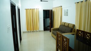 Living area - Stay Ease Rental Rooms (Palakkad)