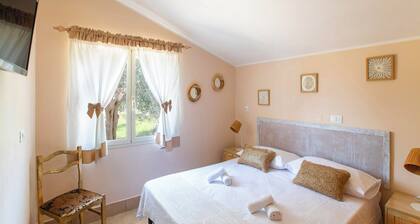 Villetta Tra Mari E Monti