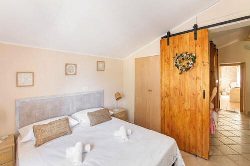 Villetta Tra Mari E Monti