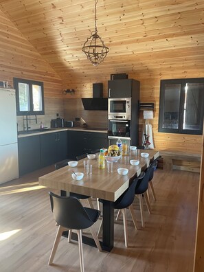 Private kitchen - Le Chalet (Selonnet)