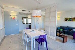 Dining - Luxury Flexrent Gardens - Abyssinia (Riccione)