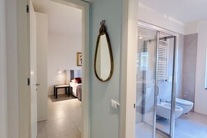 Fer et planche à repasser