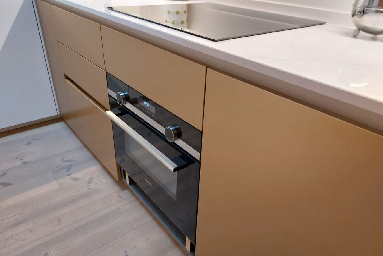 Fridge, oven, dishwasher, toaster