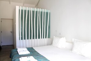 Standard Double Room, Garden View | Free WiFi