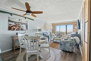 Smart TV - Kings View Villas C2- Oceanfront 1BR- Cherry Grove (North Myrtle Beach)