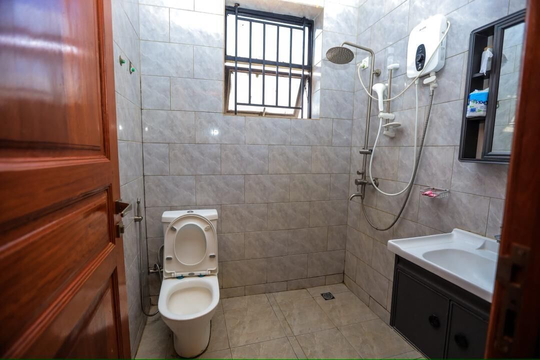 Kostenlose Toilettenartikel, Hausschuhe, Handtücher, Seife