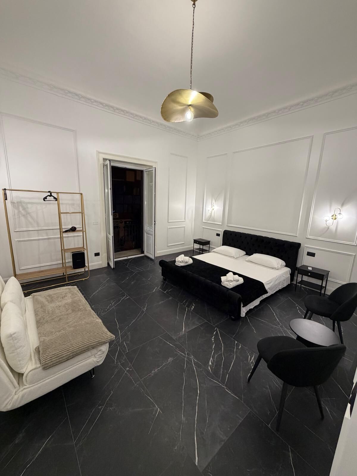 Luxury Triple Room, Balcony, City View