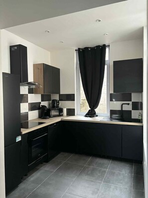 Private kitchen - Large town house (Boulogne-sur-Mer)