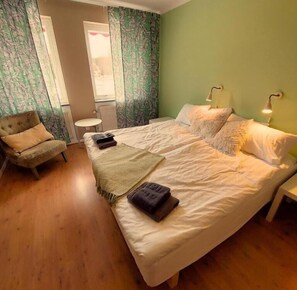 Quarto casal básico | Wi-Fi de cortesia