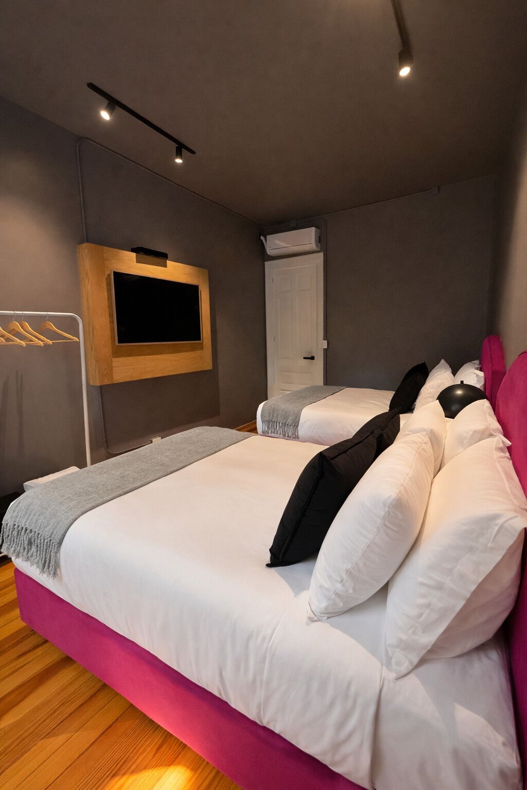 In-room safe, blackout curtains, free WiFi