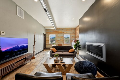 The Modern Loft at the foot of the Bighorns