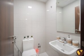 Apartemen Mewah, balkon, pemandangan kota | Tempat tidur bayi (biaya tambahan), Wi-Fi gratis, dan seprai linen