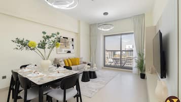 Luxury Apartment, Balcony, City View | Cribs/infant beds, free WiFi, bed sheets