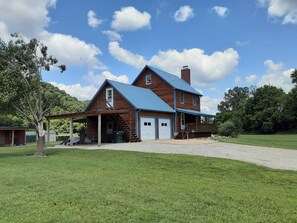 Exterior - Amazing 5-bedroom house in Norfork, AR with views of the White & Norfork Rivers (Norfork)