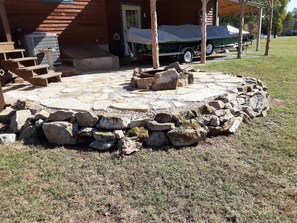 Property grounds - Amazing 5-bedroom house in Norfork, AR with views of the White & Norfork Rivers (Norfork)